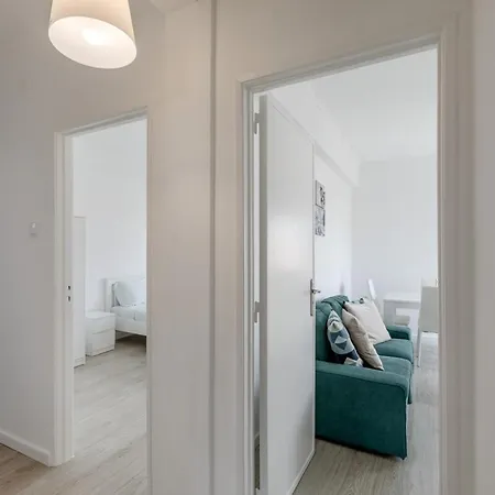 Διαμέρισμα 2bedroom In Reboleira Free Public Parking Αμαδόρα