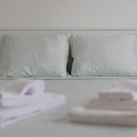 아파트 2bedroom In Reboleira Free Public Parking 아마도라