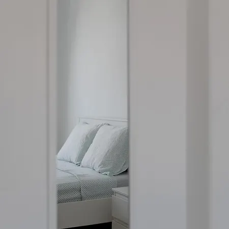 2bedroom In Reboleira Free Public Parking * 아마도라