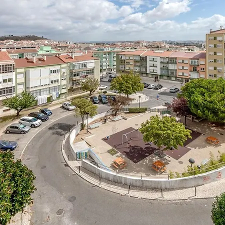 2bedroom In Reboleira Free Public Parking Αμαδόρα
